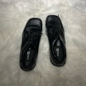 Kids dress shoes by smartfit